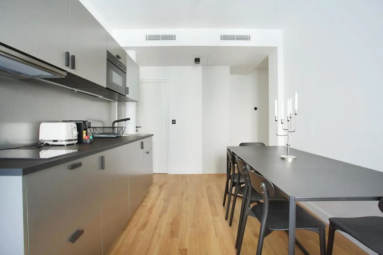 Center Of By Prestige Daire *
