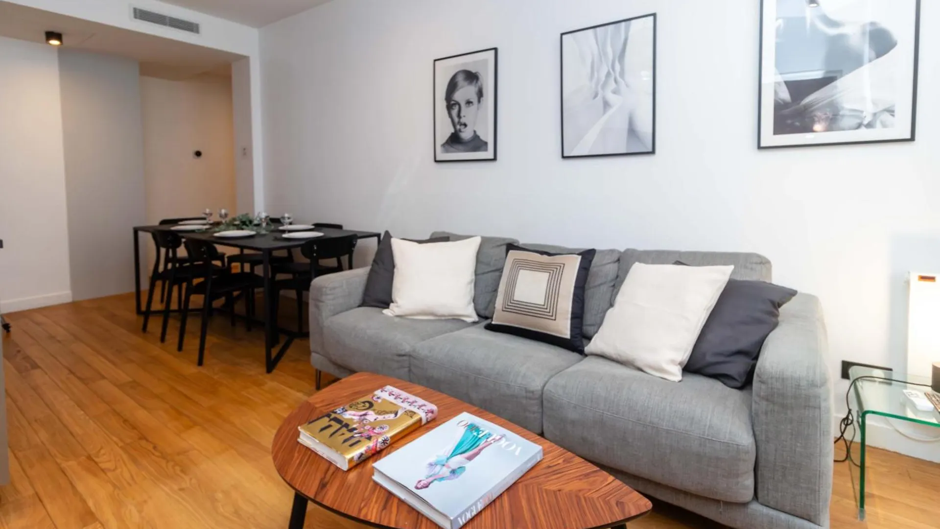 Center Of By Prestige Paris