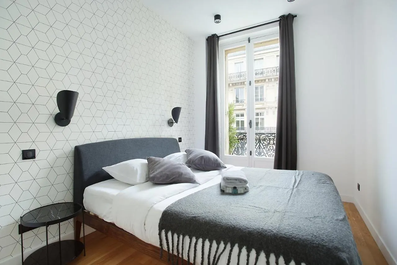 Center Of By Prestige Daire Paris
