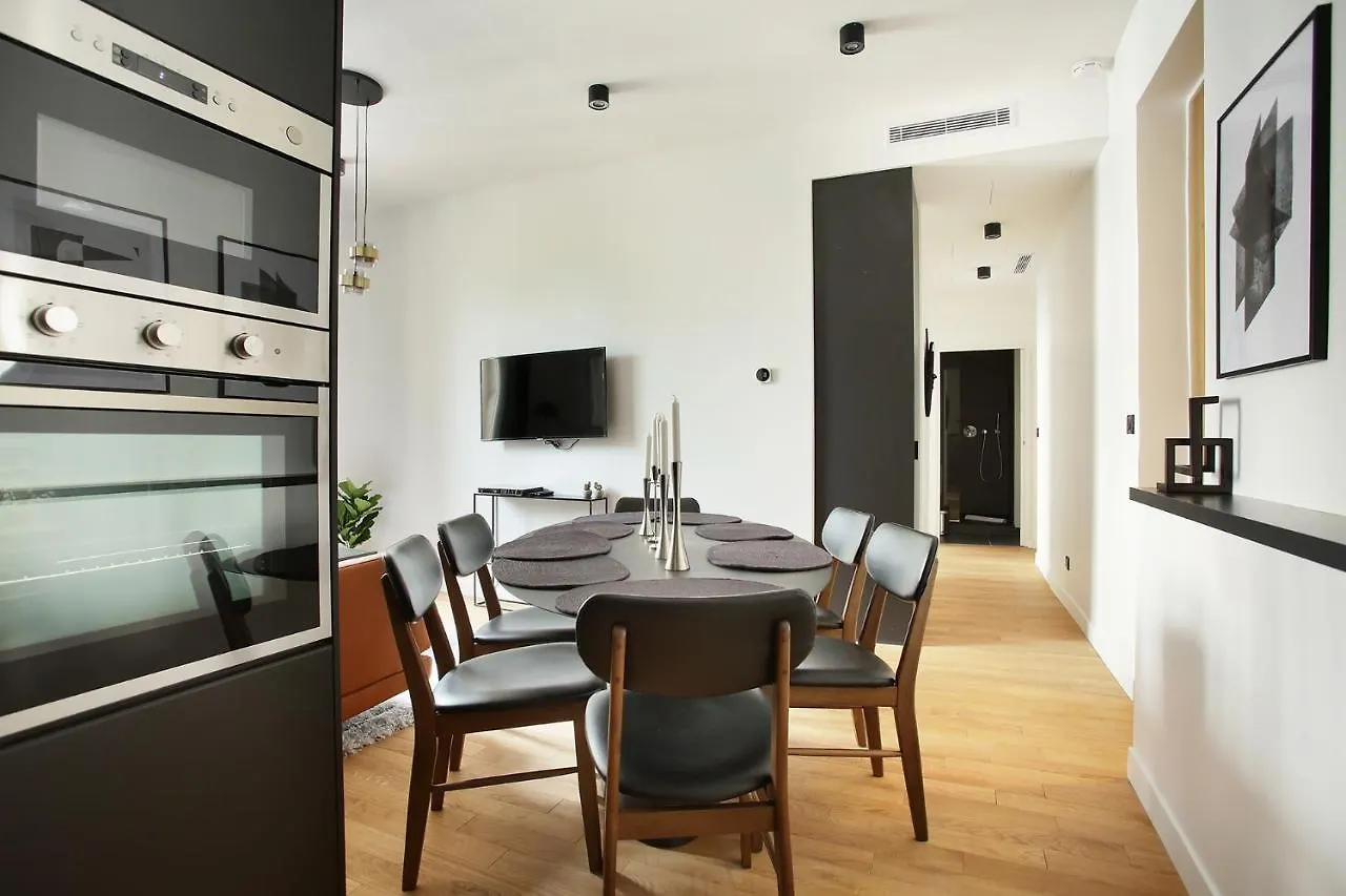 Apartment Center Of By Prestige Paris